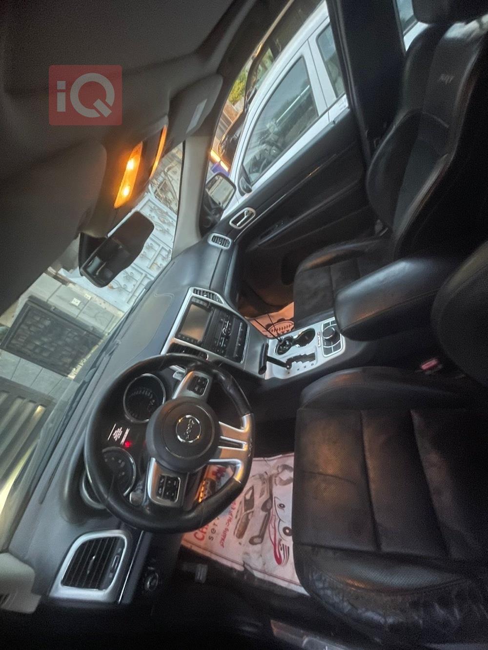 جيب جراند شيروكي